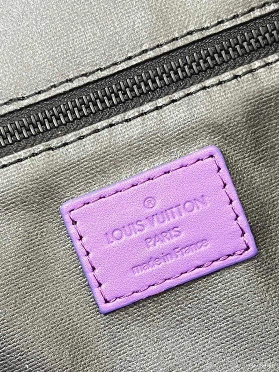 Cheap TOILET LOUIS KIT VUITTON DOPP POUCH 0709